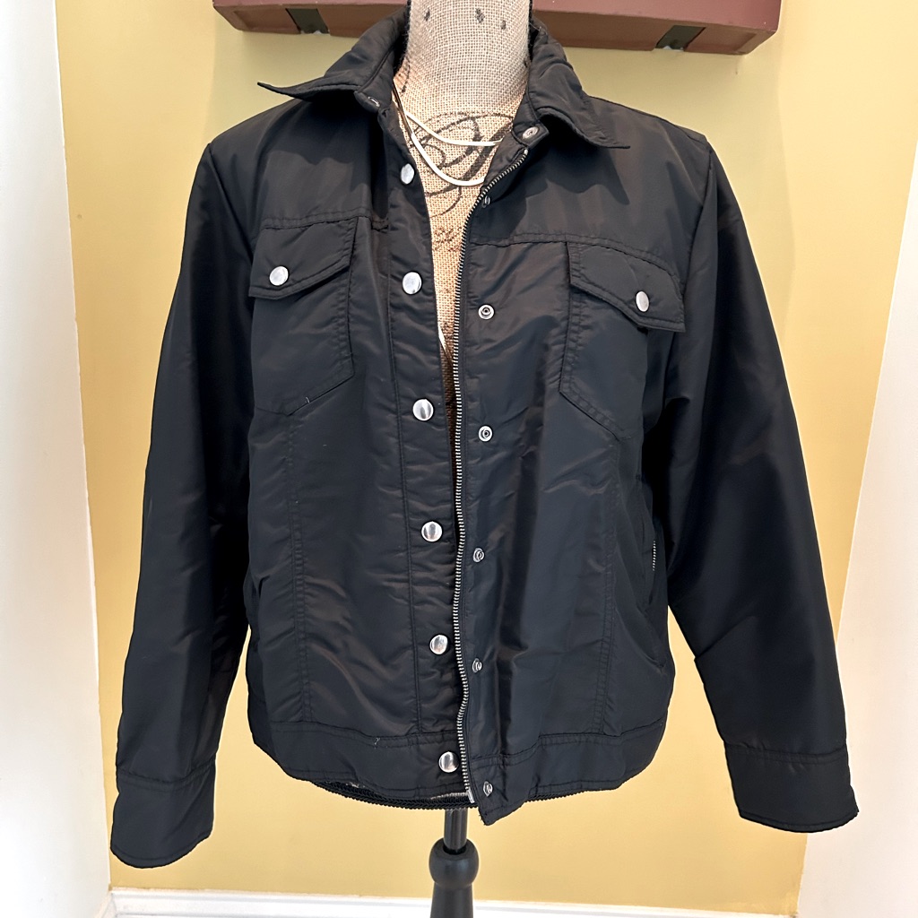 Gap Lightweight Down Jacket